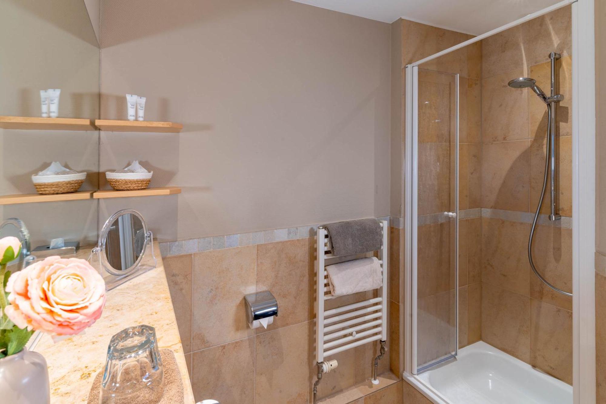 Apartment Hotel Schreier Линдау Экстерьер фото
